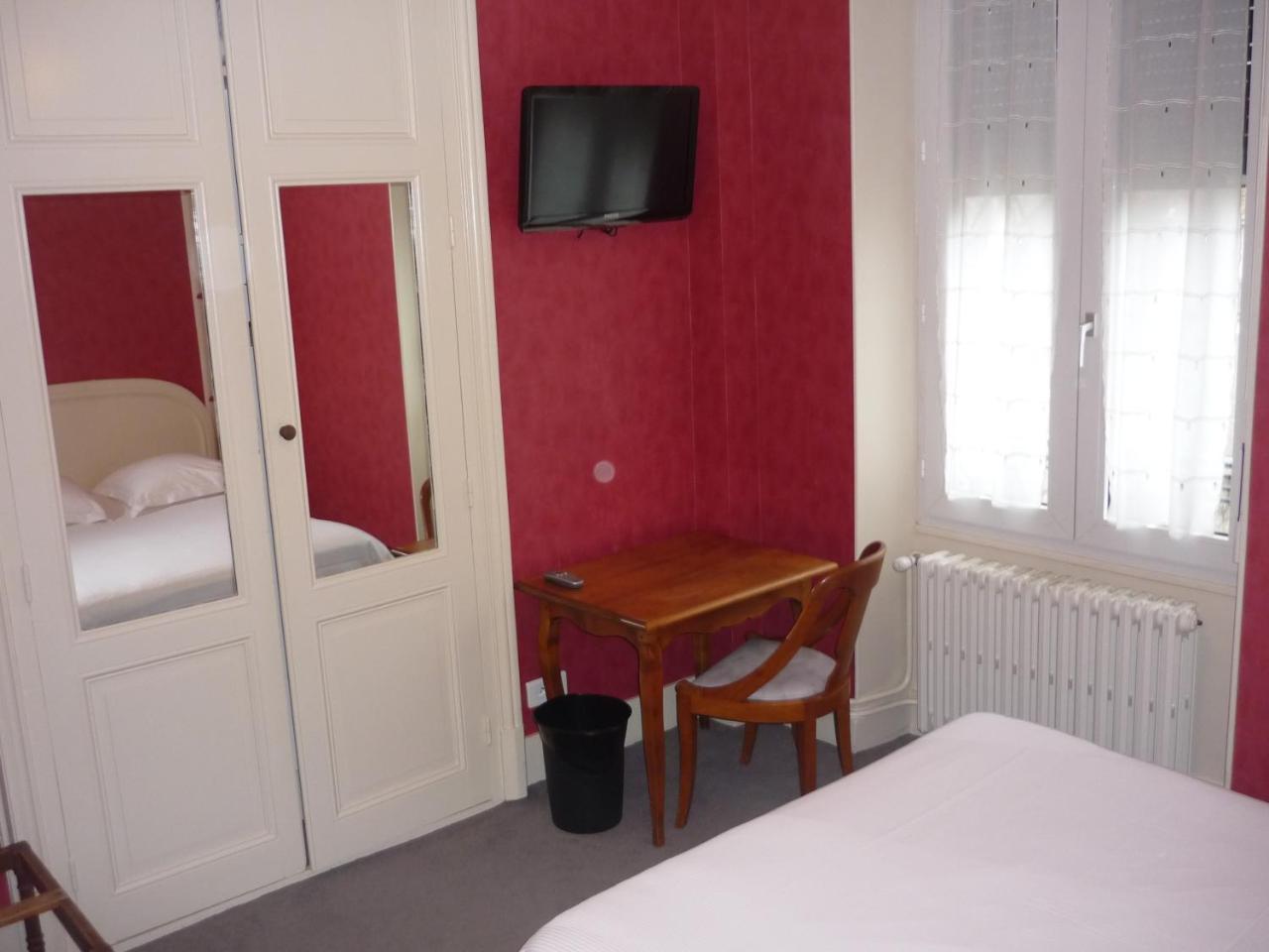 The Originals Boutique, Hotel Terminus, Bourg-En-Bresse Gare Exterior photo